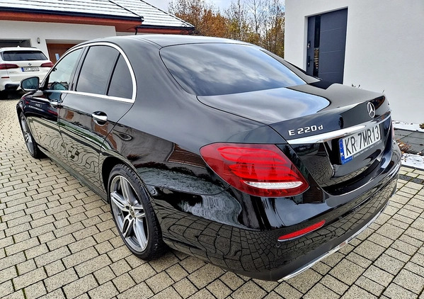 Mercedes-Benz Klasa E cena 157440 przebieg: 109935, rok produkcji 2019 z Kamienna Góra małe 436